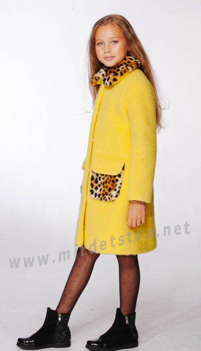 Демисезонное желтое шерстяное детское пальто девочке Lukas 9304