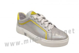Кожаные кроссовки для девочки Jordan 7073 серебро